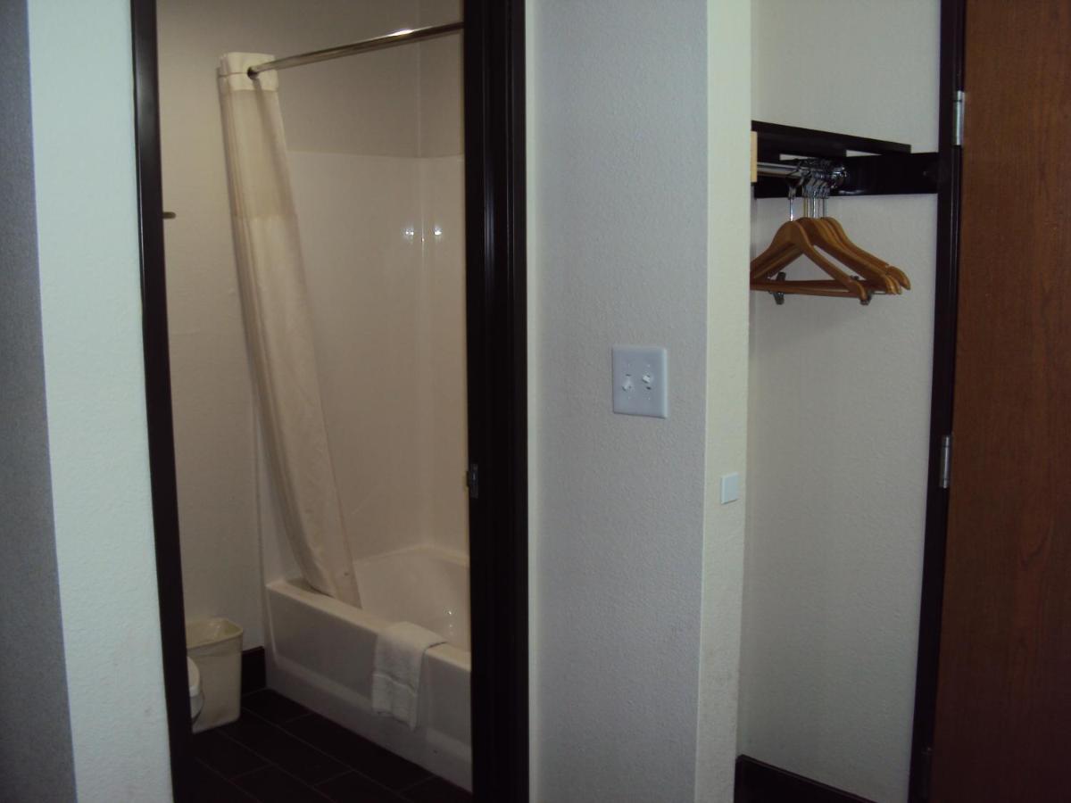 Quality Inn Carbondale University Area Екстер'єр фото