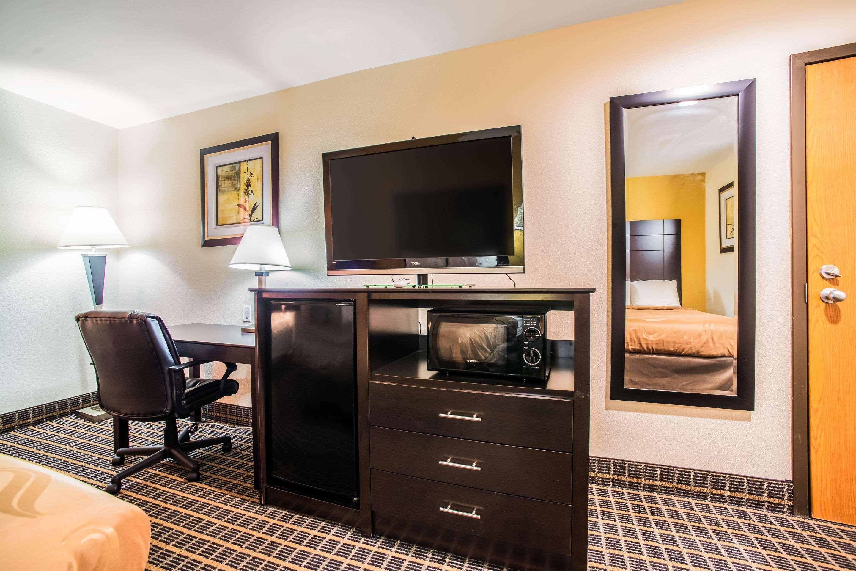 Quality Inn Carbondale University Area Екстер'єр фото