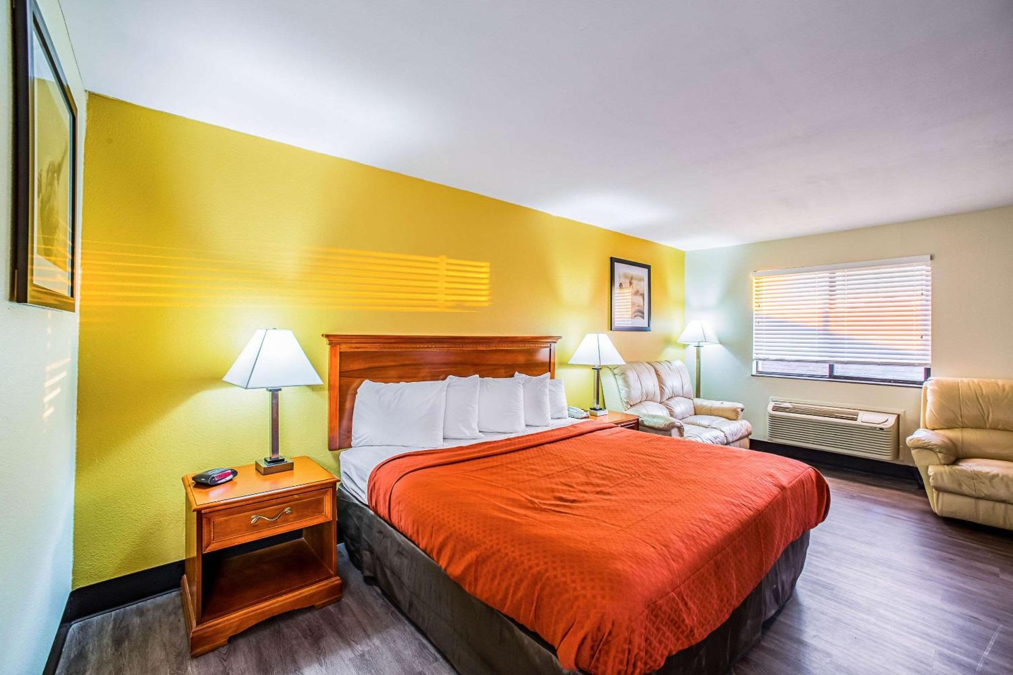 Quality Inn Carbondale University Area Екстер'єр фото