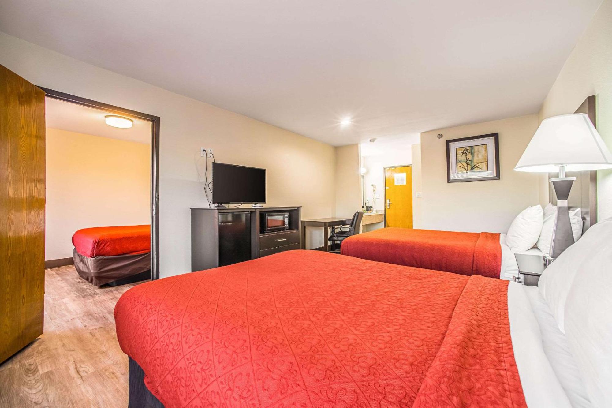 Quality Inn Carbondale University Area Екстер'єр фото