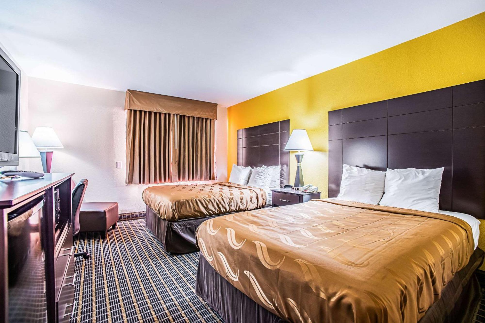 Quality Inn Carbondale University Area Екстер'єр фото