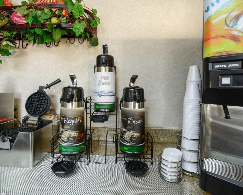 Quality Inn Carbondale University Area Екстер'єр фото