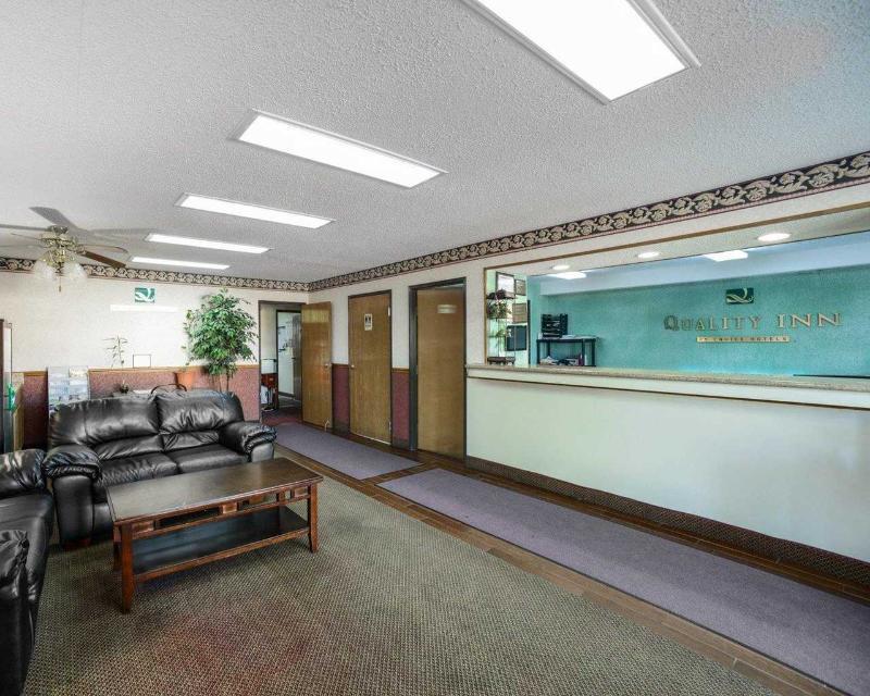 Quality Inn Carbondale University Area Екстер'єр фото