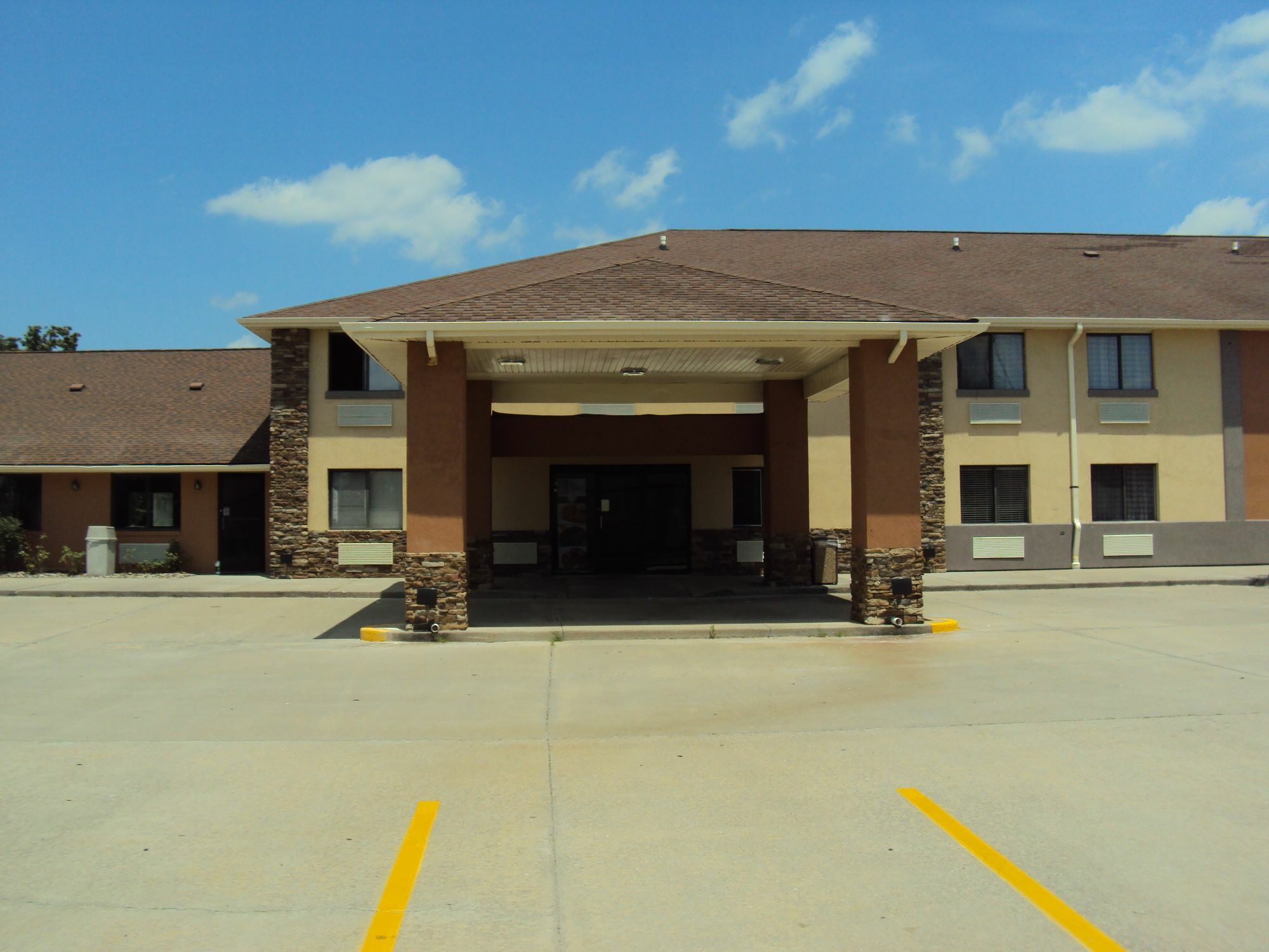 Quality Inn Carbondale University Area Екстер'єр фото